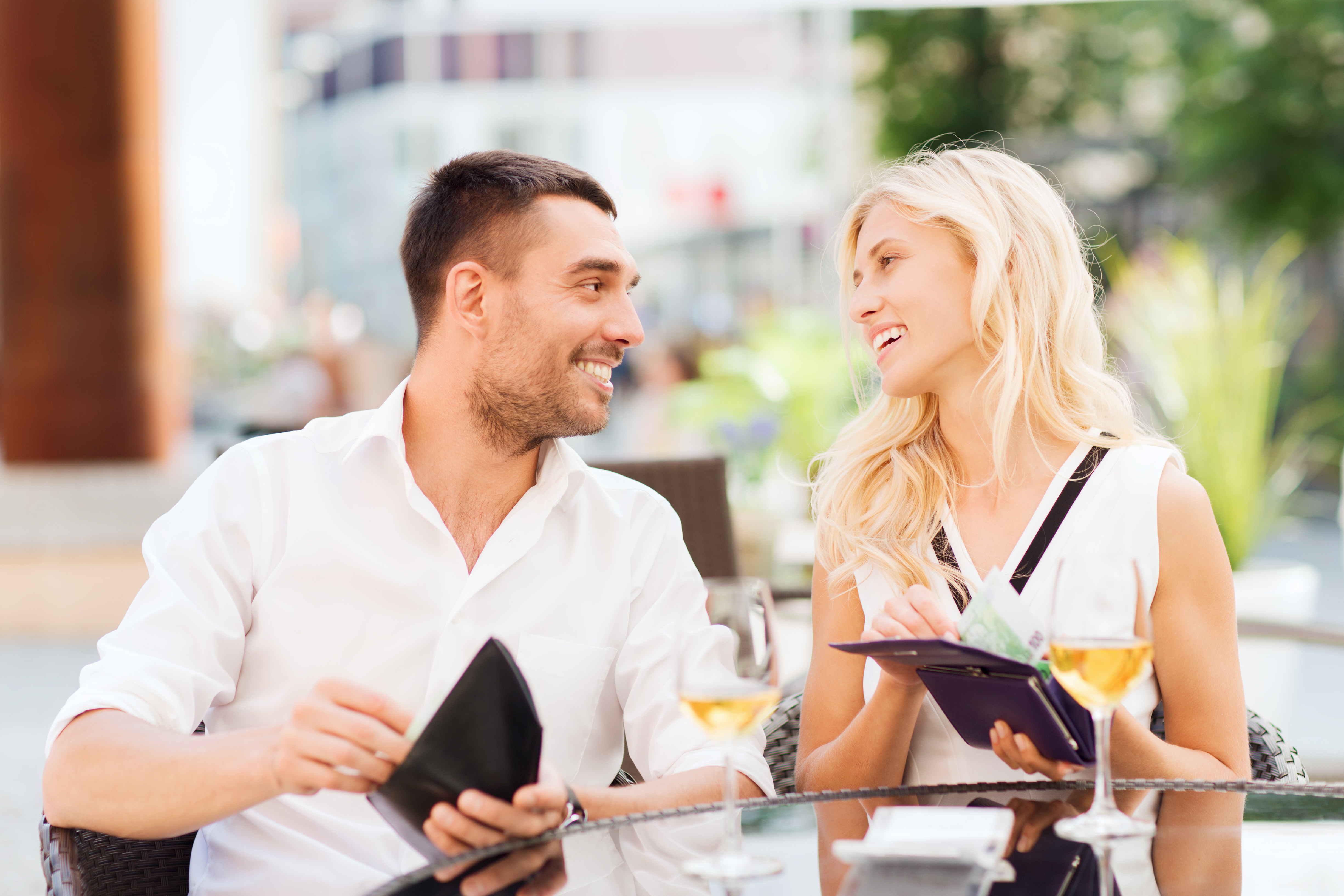 When You're On A Blind Date, Do You Split The Tab With Your Date?