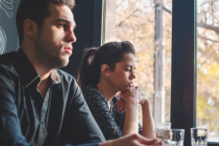 How To Avoid Awkward Silences On Dates?