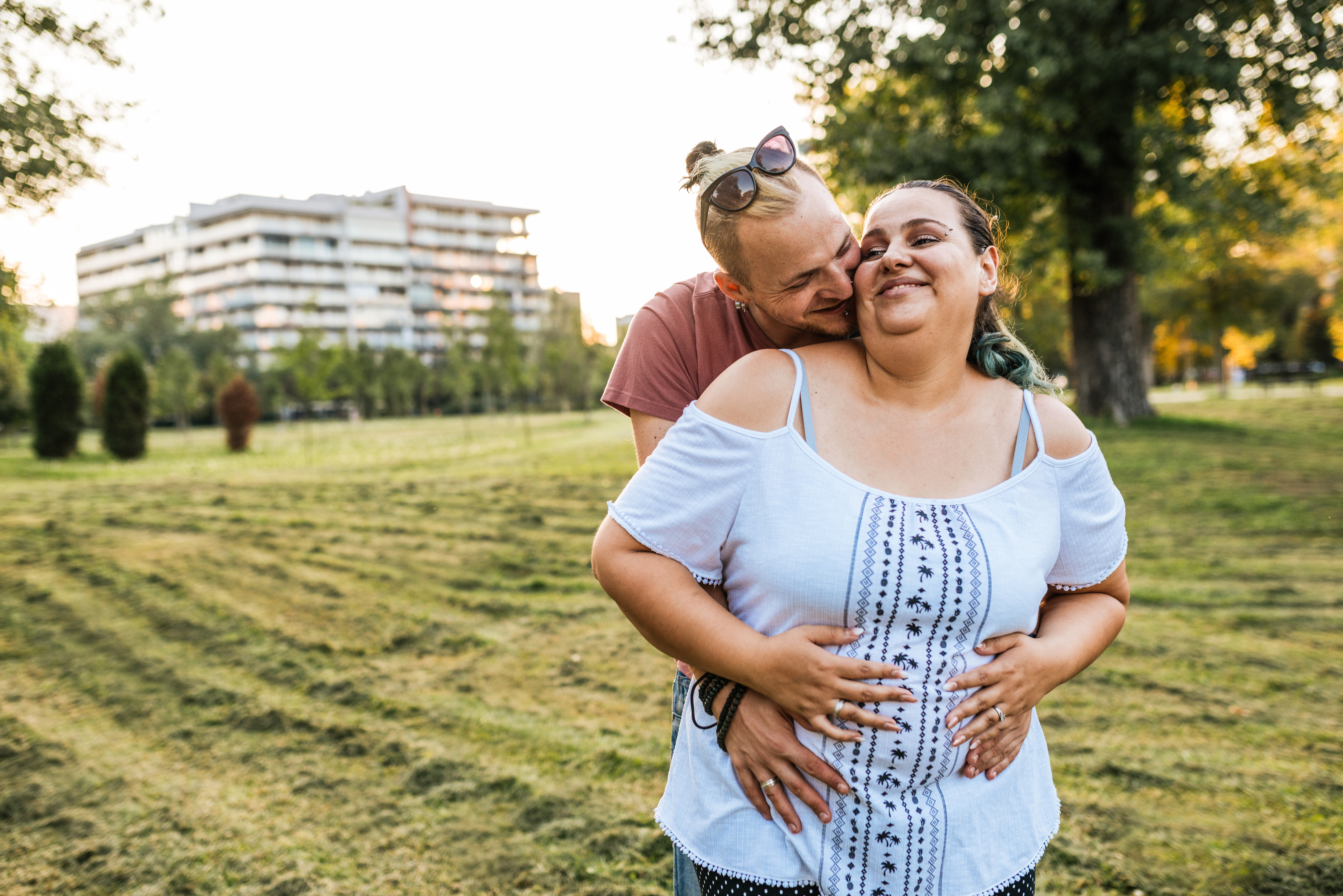 Is It Normal For A Skinny Guy To Fall For A Woman Who's Overweight?