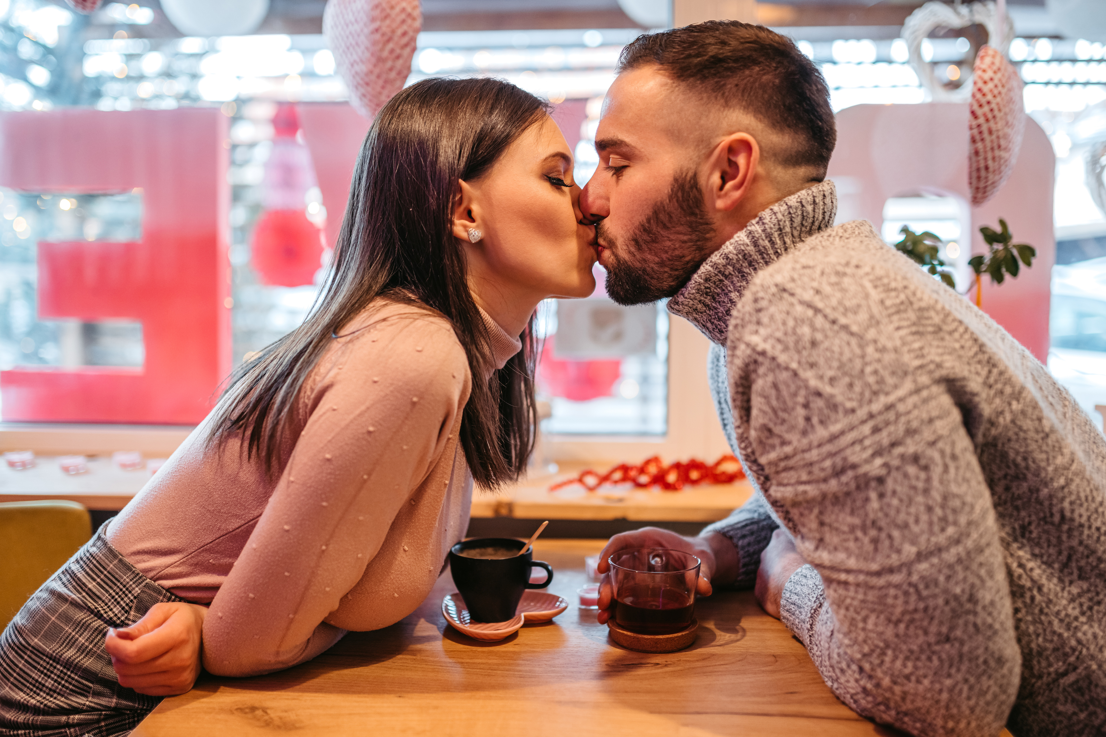 Is The First Date Kiss A Make Or Break Situation, And A Deal Breaker If Bad?