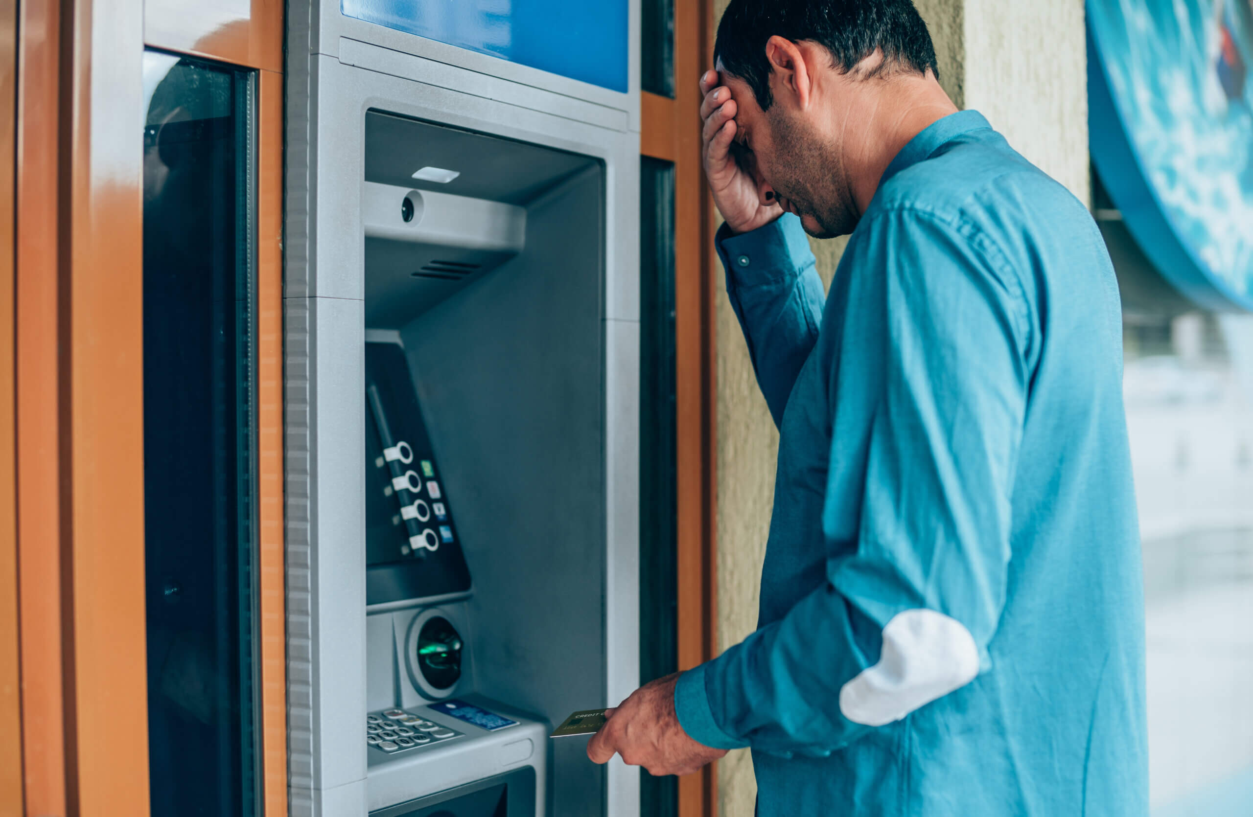 Should I Lend Money to the Guy I’ve Been Dating?